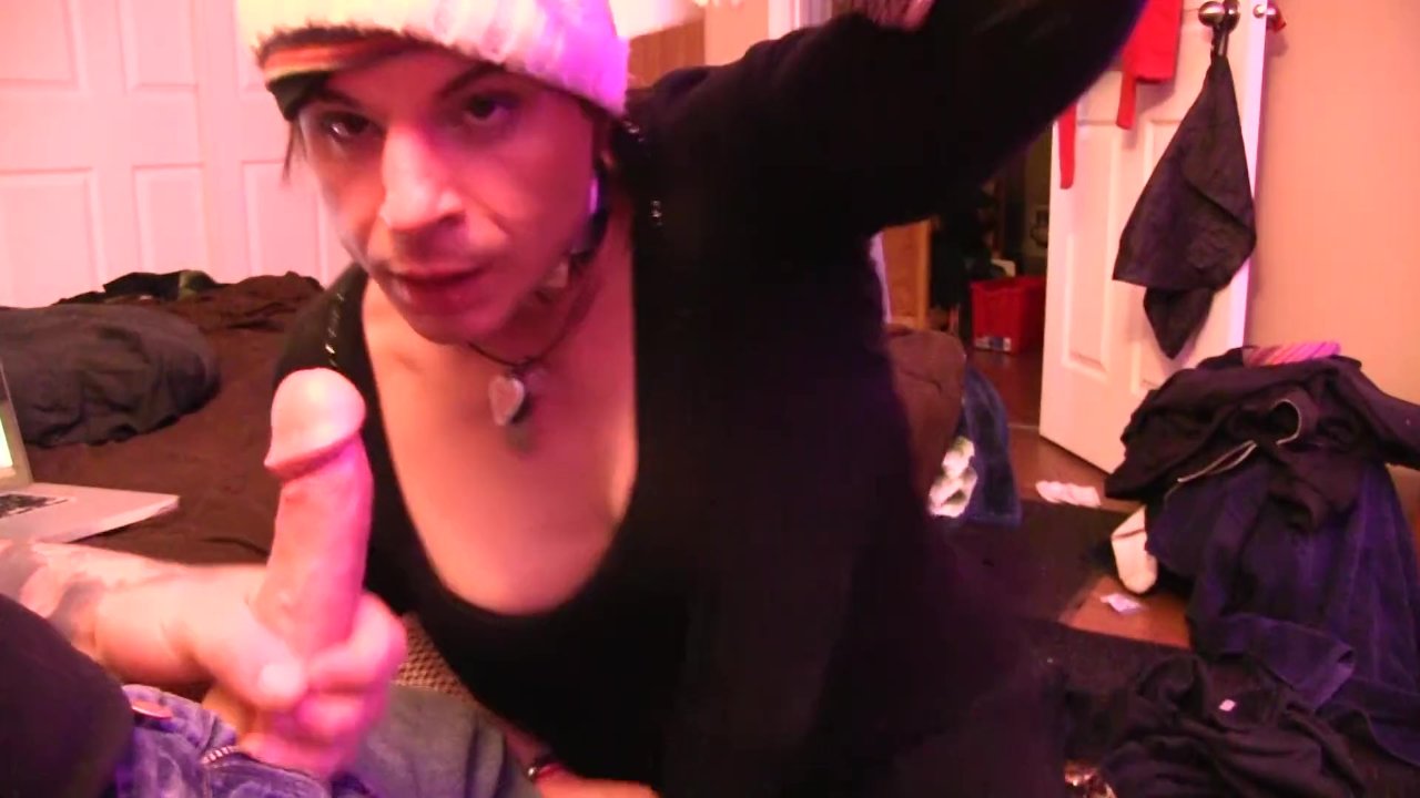 Sissy Cd Deenyx Loves Sucking Cock Porn Videos Tube8